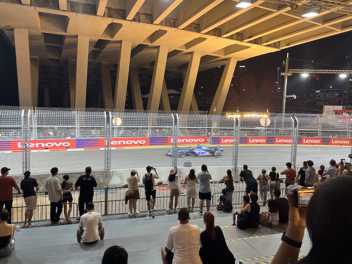 Crazy Fan Walks Onto Track During Singapore Grand Prix